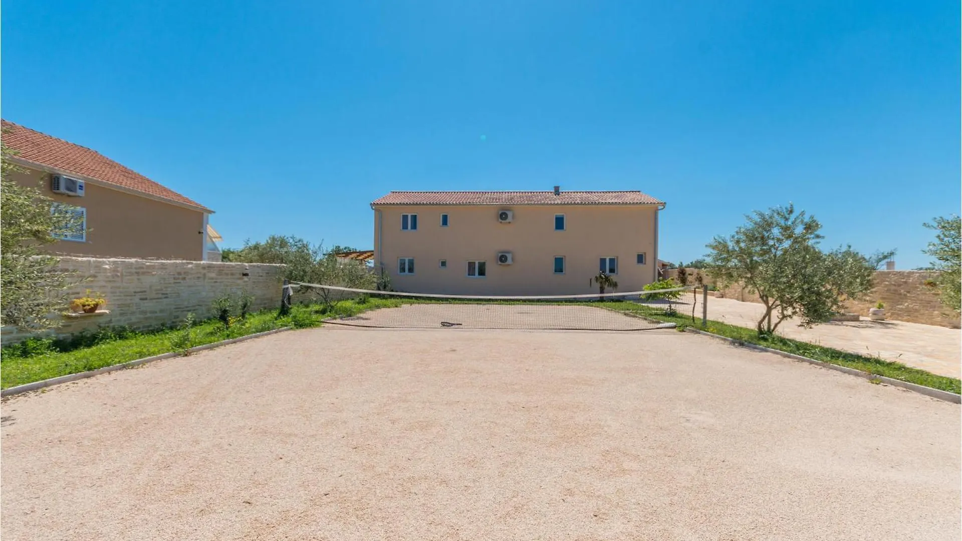 Holiday home 7 Bedroom Awesome Home In Polaca Croatia