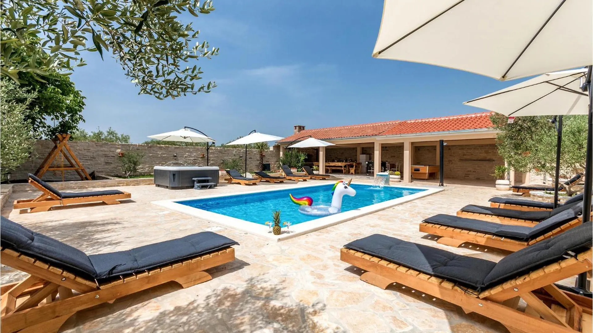 7 Bedroom Awesome Home In Polaca Croatia