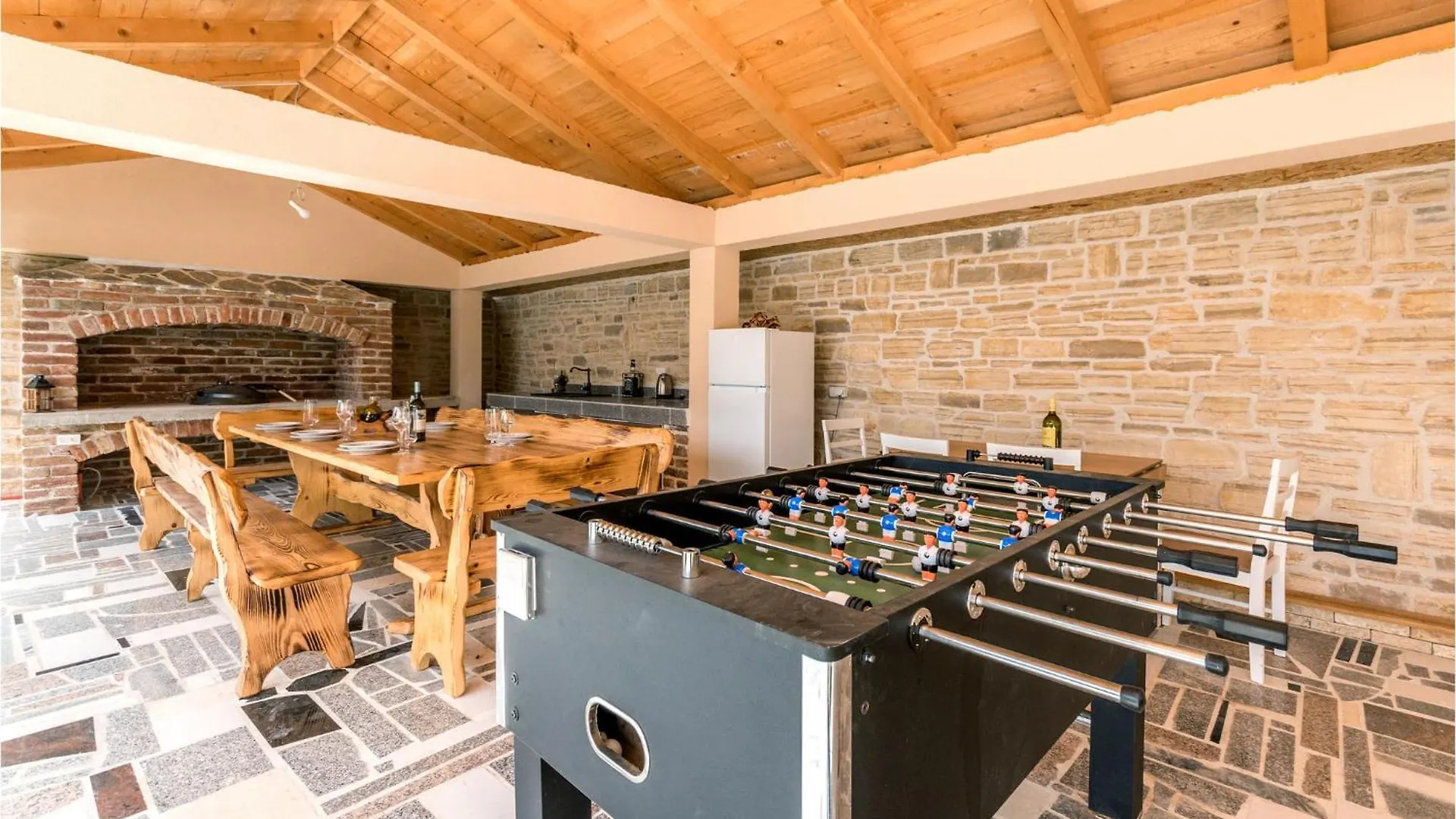 7 Bedroom Awesome Home In Polaca 0*,